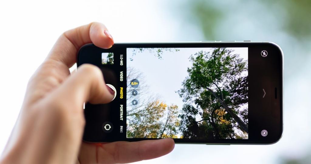 iphone se review indonesia